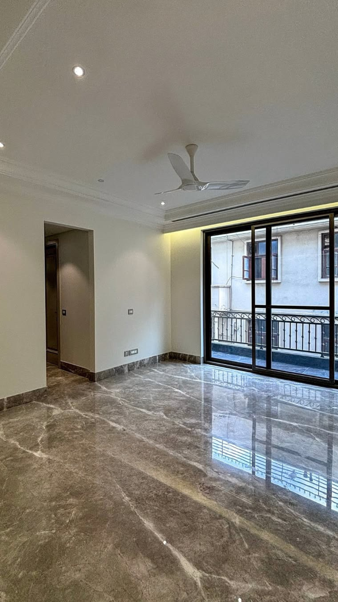 4 BHK Builder Floor · Third Floor